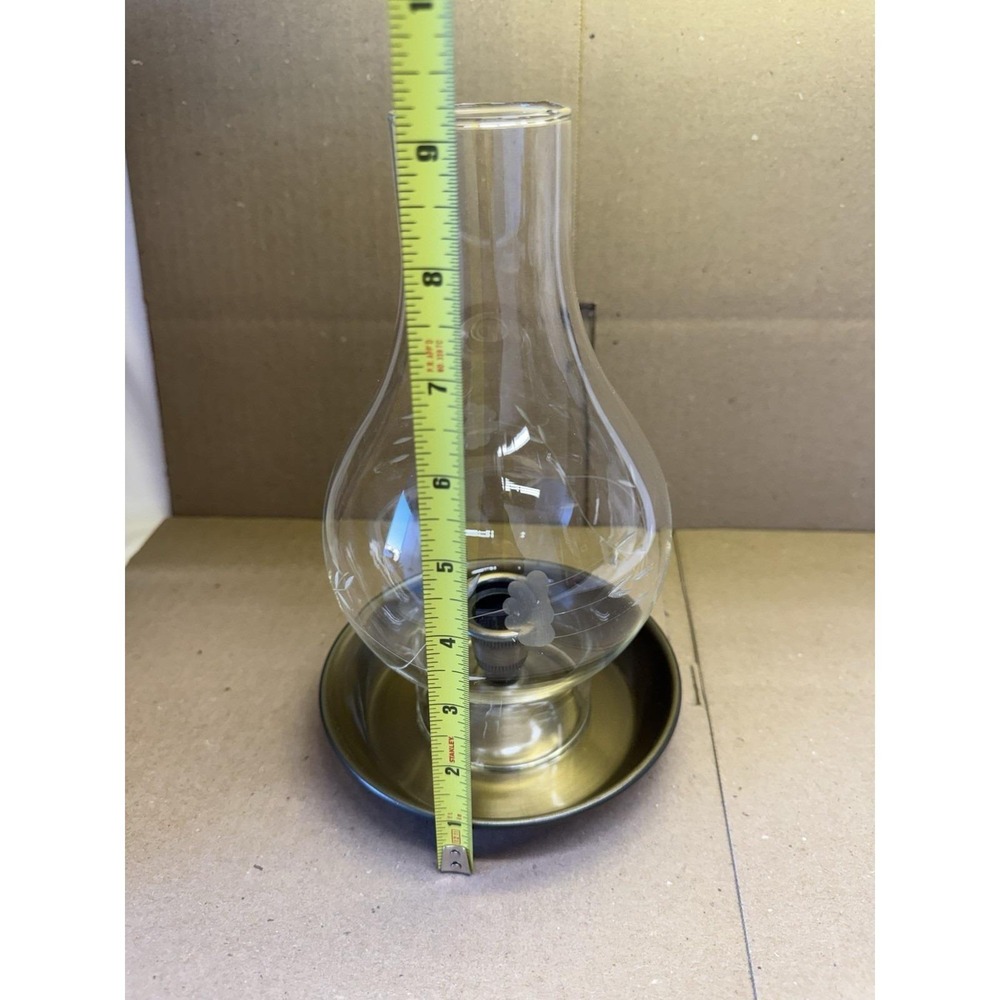 Princess House Hurricane Brass and Heritage Etched Glass 2-piece Lamp #322 w/box - Picture 6 of 11